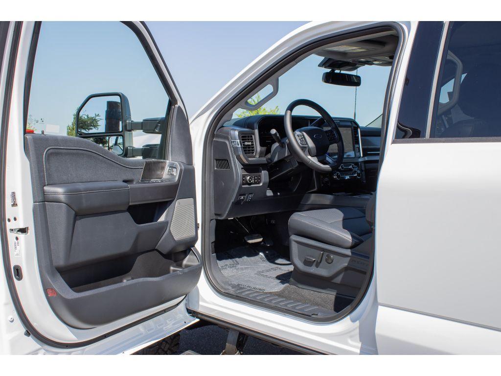 new 2025 Ford F-350 car, priced at $89,000