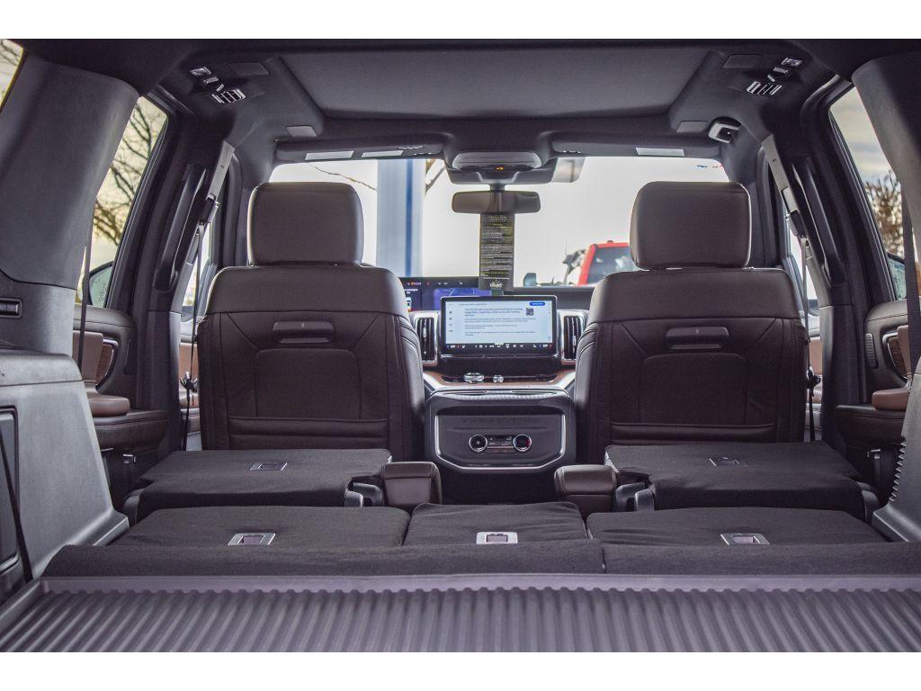 new 2025 Ford Expedition Max car, priced at $91,019