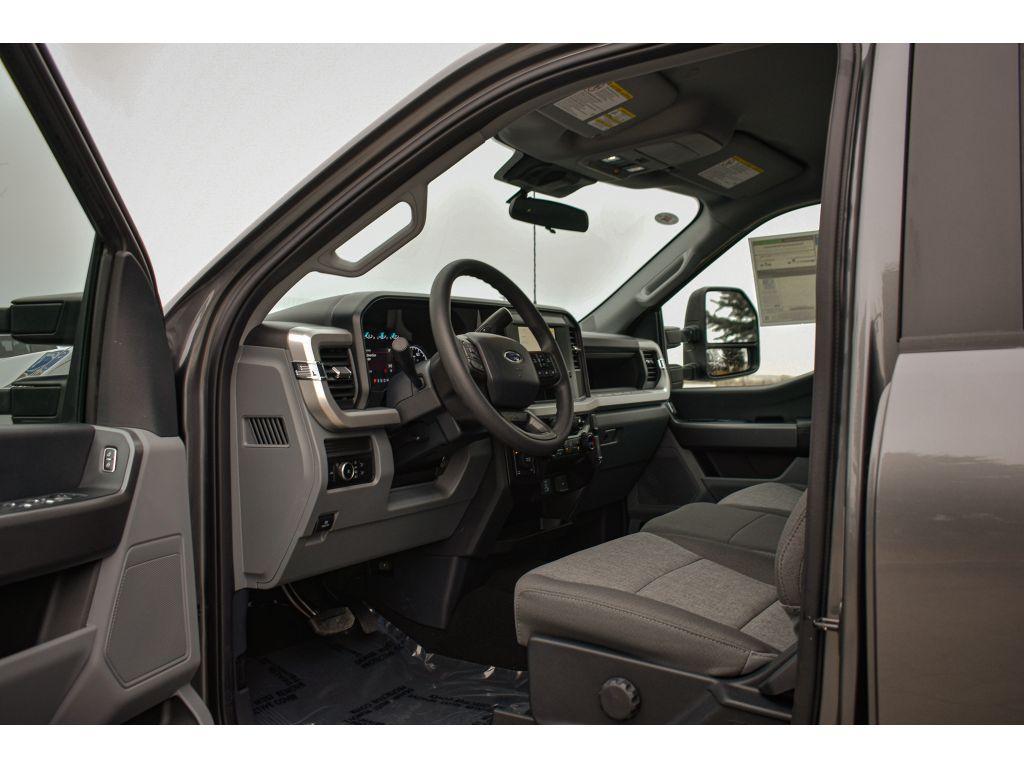 new 2025 Ford F-250 car, priced at $62,449
