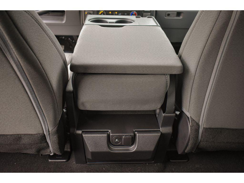 new 2025 Ford F-250 car, priced at $62,449