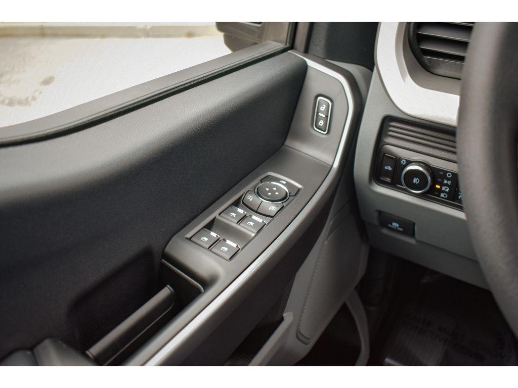 new 2025 Ford F-250 car, priced at $62,449