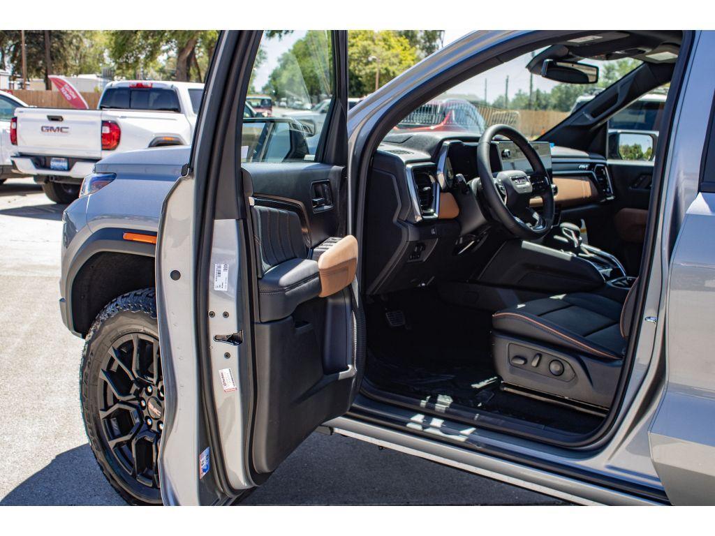 new 2025 GMC Canyon car, priced at $50,555