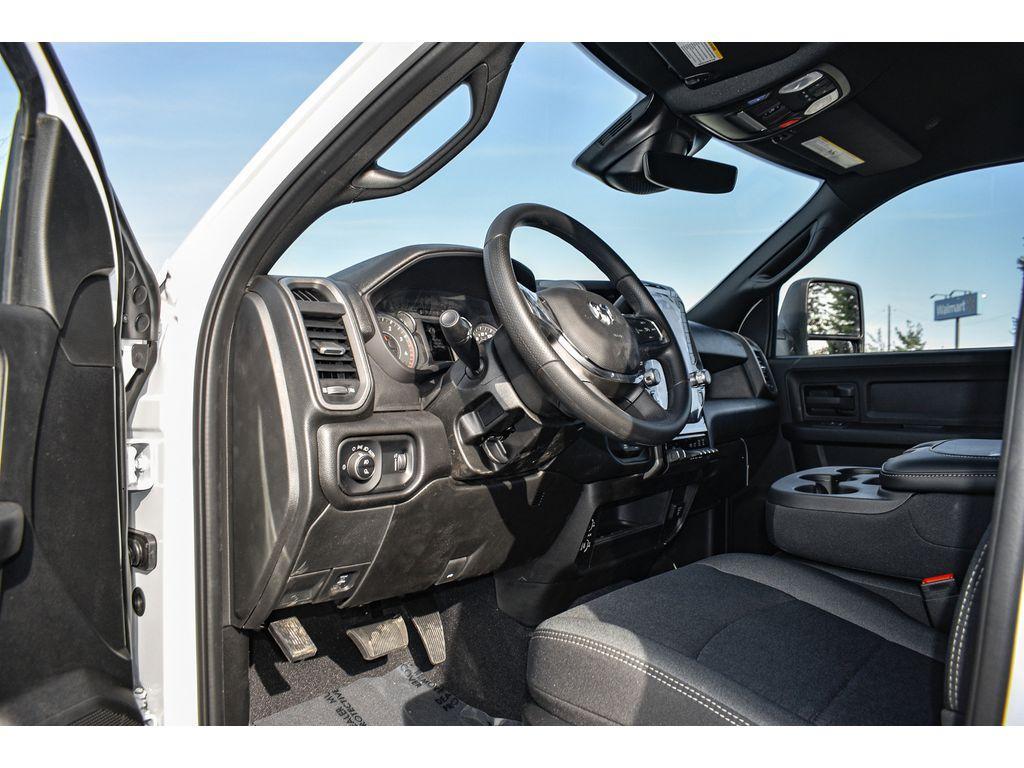 new 2025 Ram 3500 car, priced at $61,000
