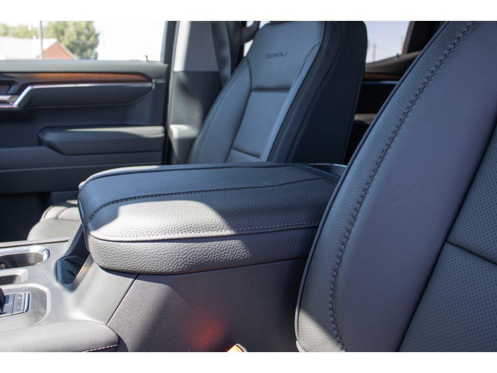 new 2025 GMC Sierra 1500 car, priced at $65,750