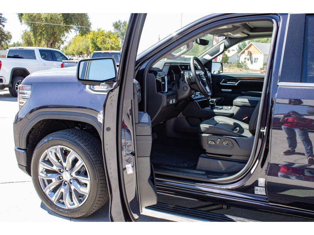 new 2025 GMC Sierra 1500 car, priced at $65,750