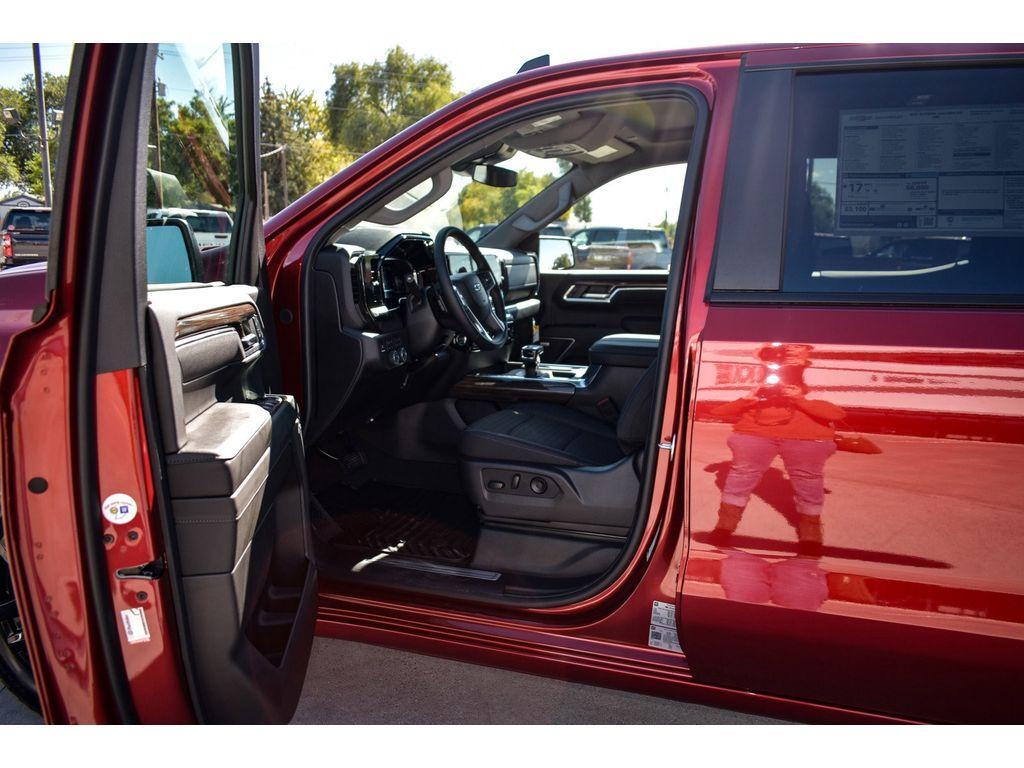 new 2025 Chevrolet Silverado 1500 car, priced at $55,600