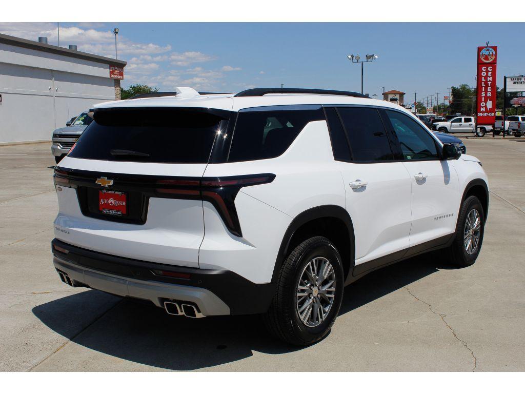 new 2025 Chevrolet Traverse car, priced at $41,000