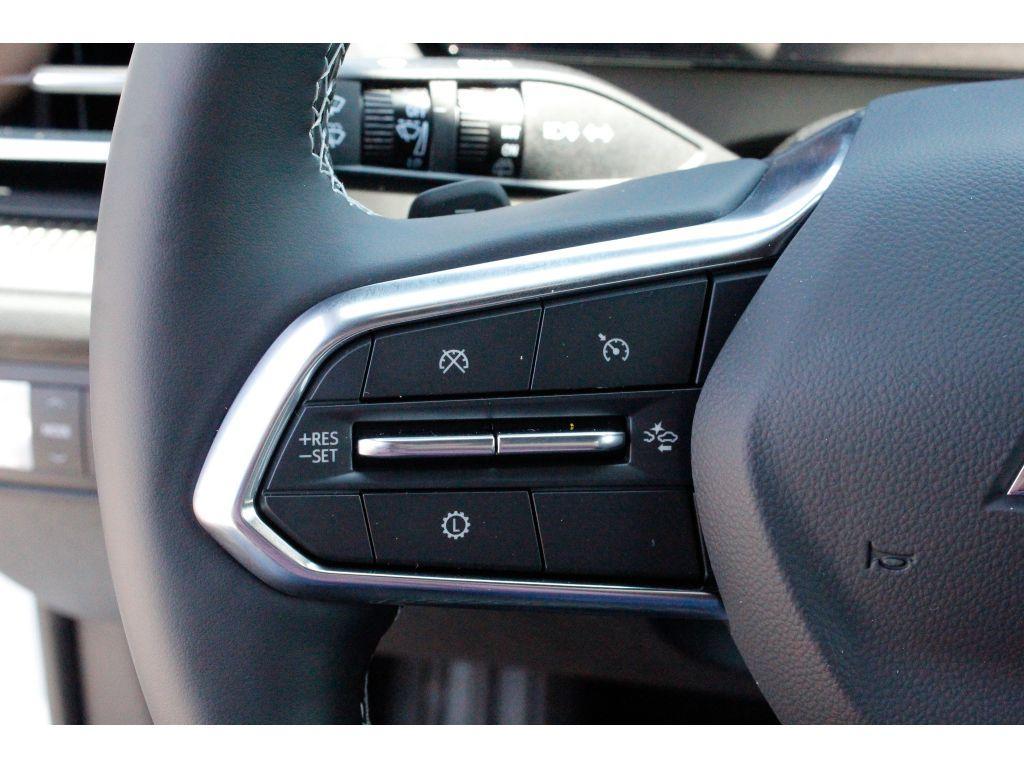 new 2025 Chevrolet Traverse car, priced at $41,000