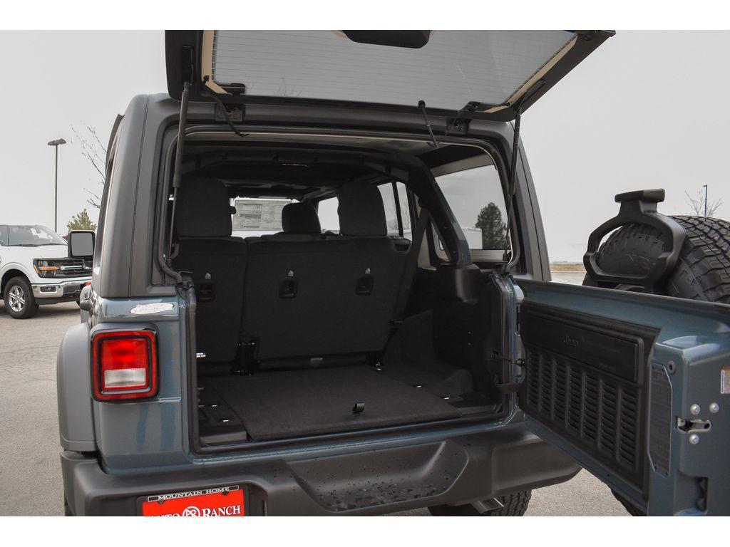 new 2025 Jeep Wrangler car, priced at $44,000