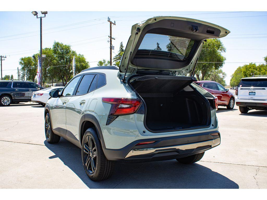new 2025 Chevrolet Trax car, priced at $26,500