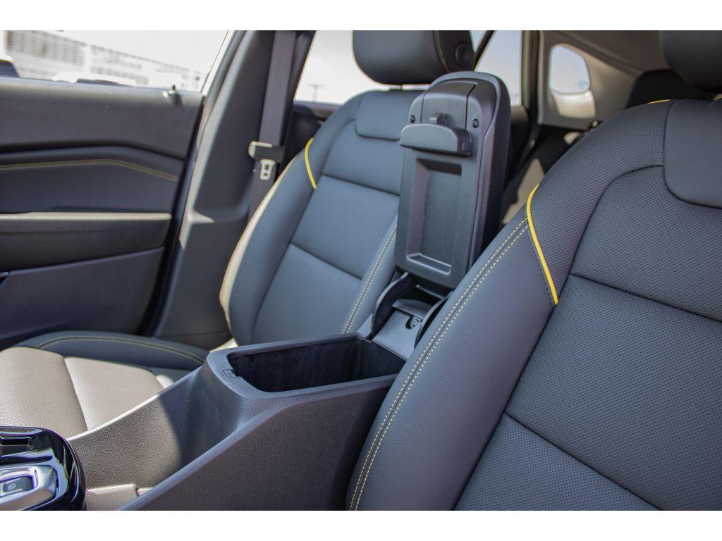 new 2025 Chevrolet Trax car, priced at $26,500