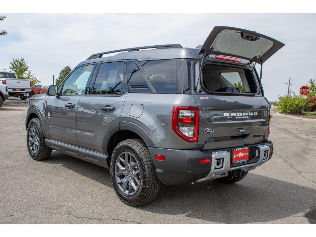 new 2025 Ford Bronco Sport car, priced at $32,000