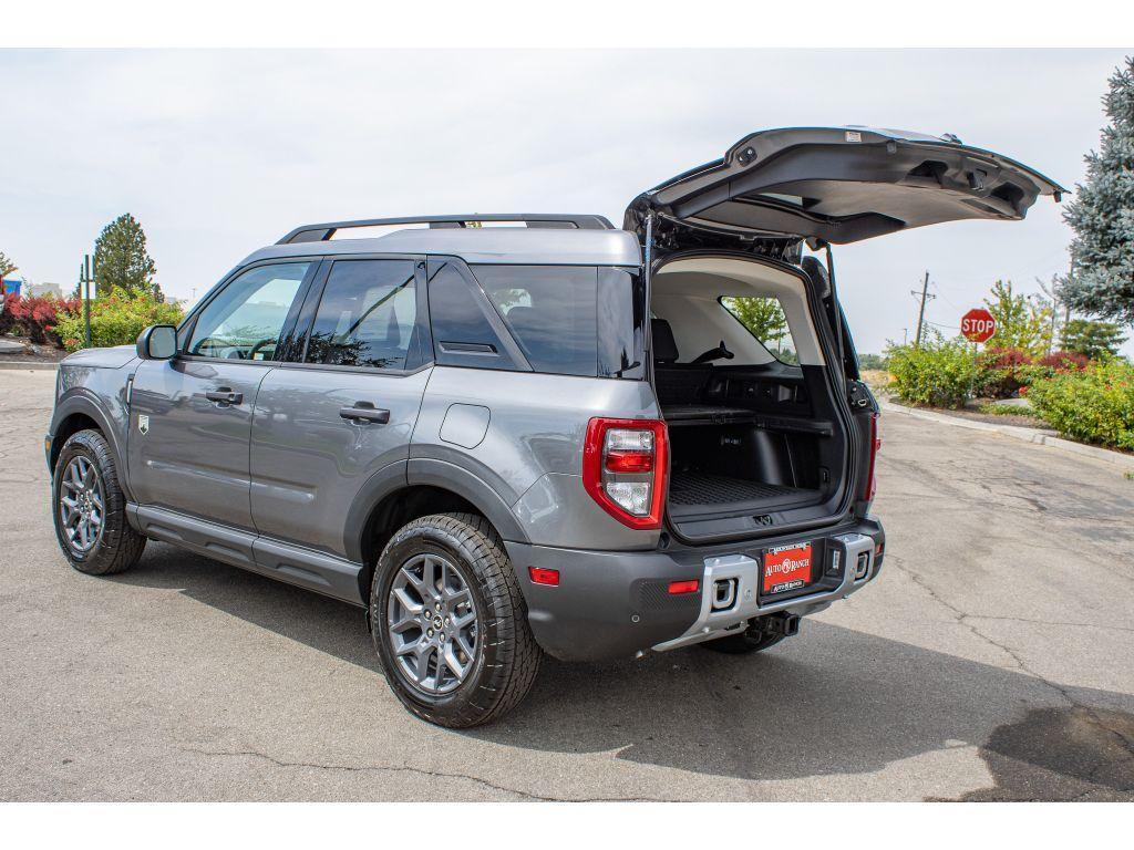 new 2025 Ford Bronco Sport car, priced at $32,000