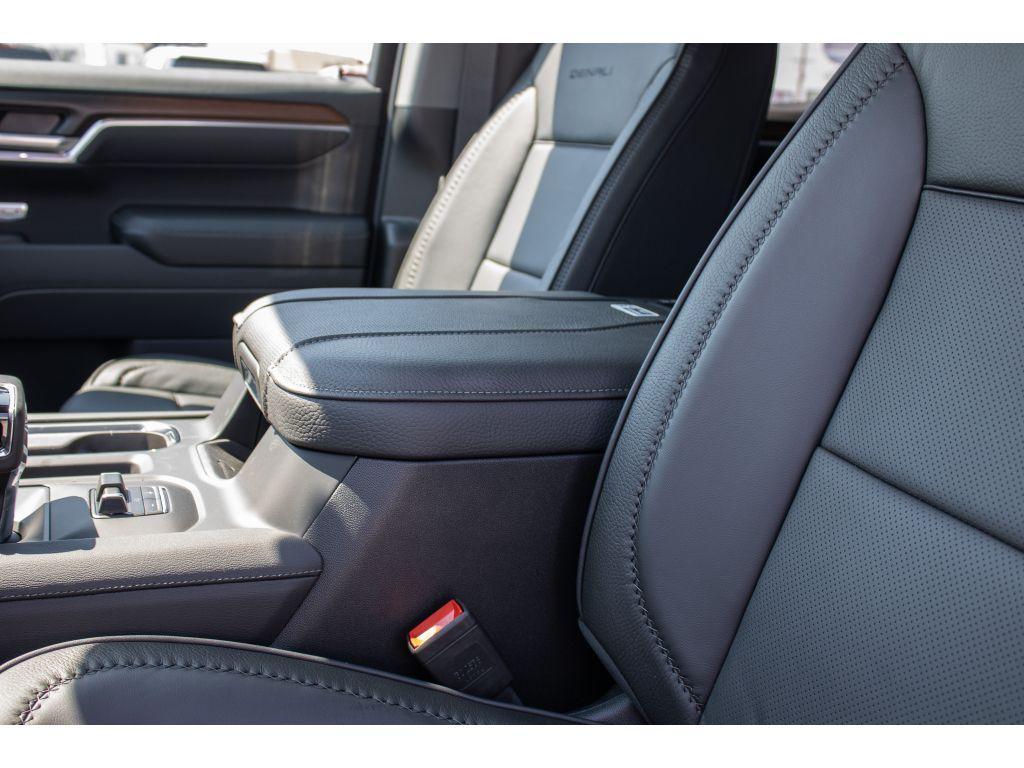 new 2026 GMC Sierra 1500 car, priced at $73,250