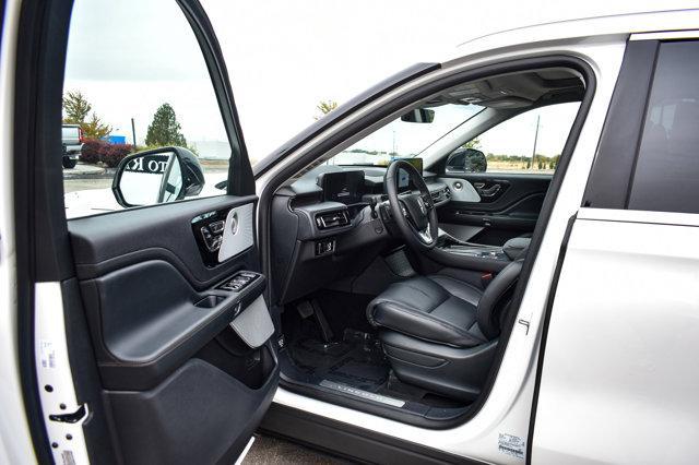 new 2025 Lincoln Aviator car, priced at $78,286