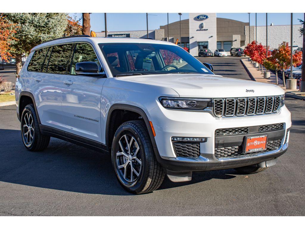 new 2025 Jeep Grand Cherokee L car, priced at $46,500