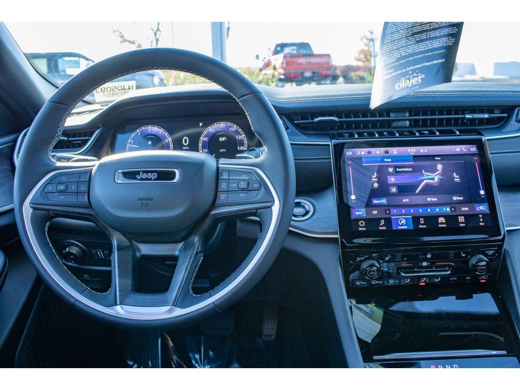 new 2025 Jeep Grand Cherokee L car, priced at $46,500