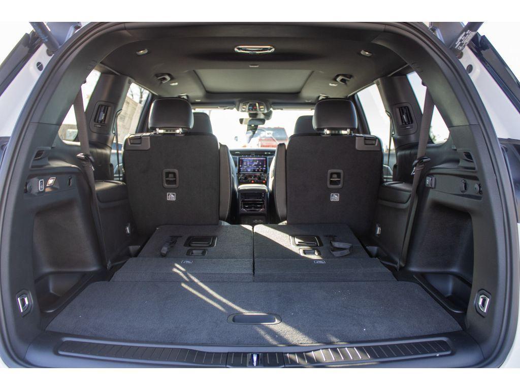 new 2025 Jeep Grand Cherokee L car, priced at $46,500