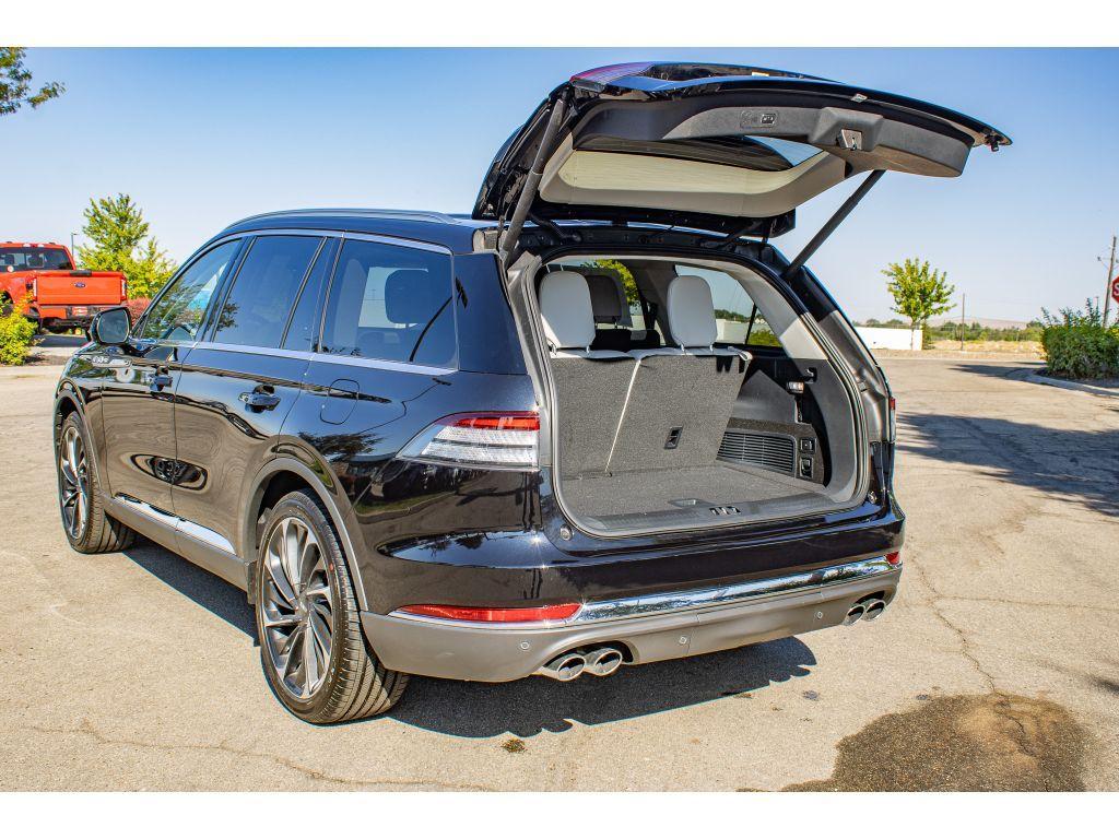new 2025 Lincoln Aviator car, priced at $77,500