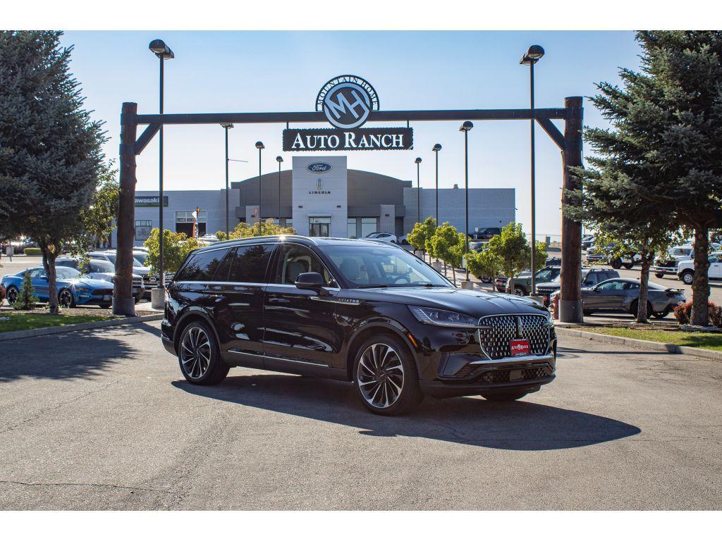 new 2025 Lincoln Aviator car, priced at $77,500