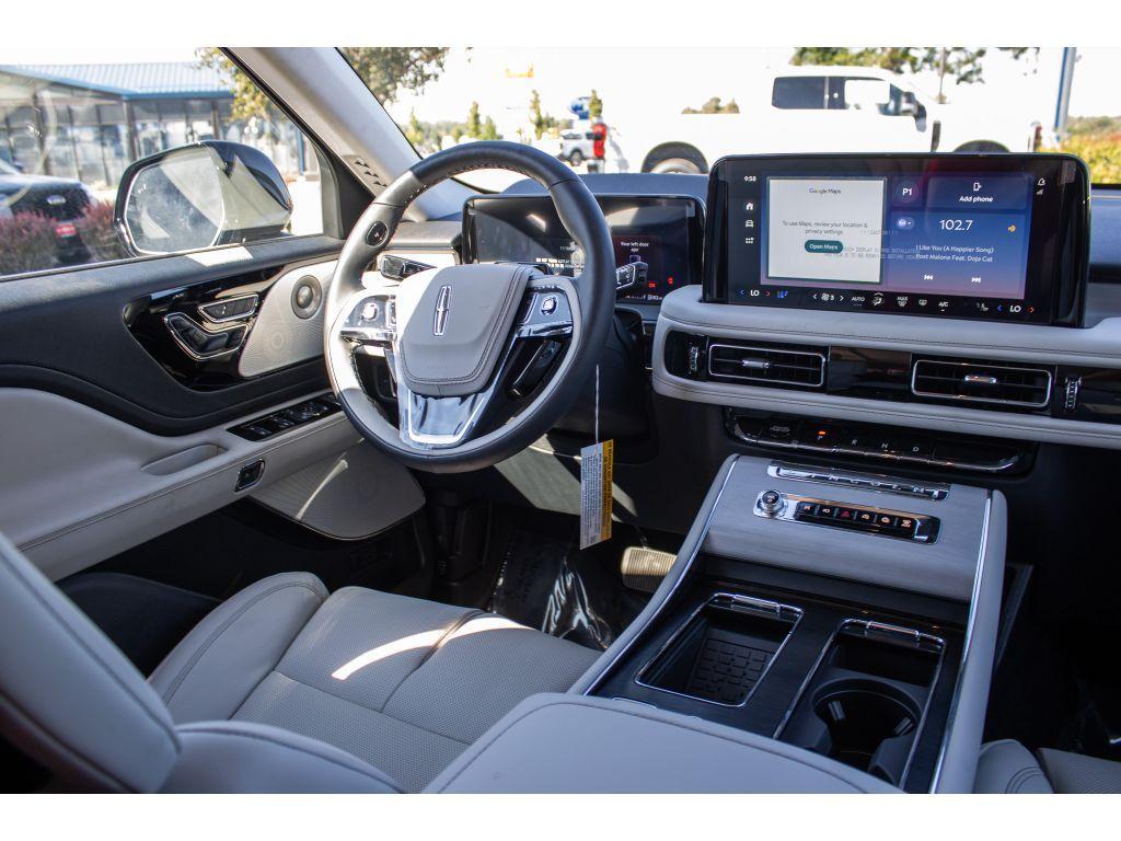 new 2025 Lincoln Aviator car, priced at $77,500