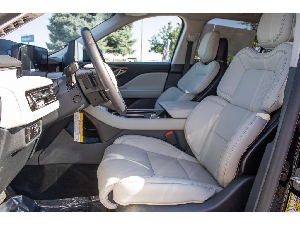 new 2025 Lincoln Aviator car, priced at $77,500