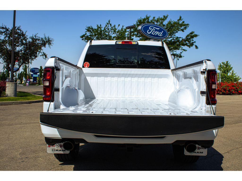 new 2025 Ram 1500 car, priced at $48,752