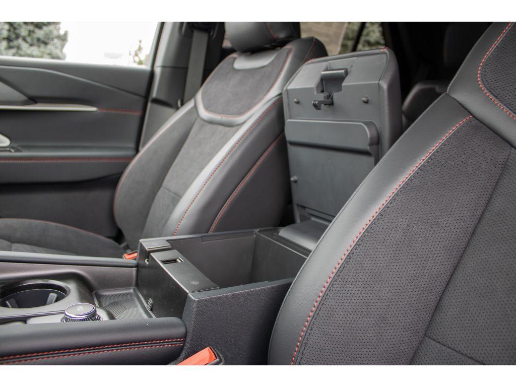 new 2025 Ford Explorer car, priced at $55,500