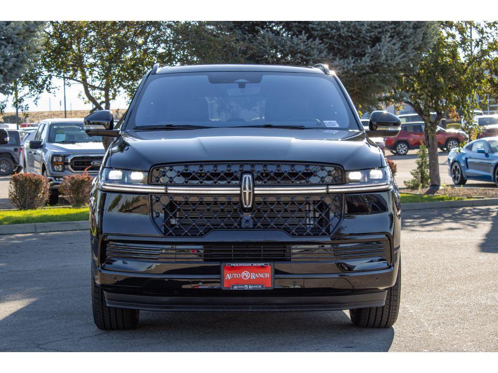 new 2025 Lincoln Navigator L car, priced at $110,000