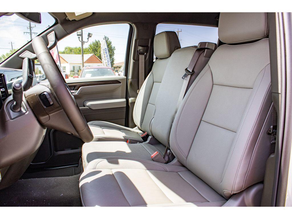 new 2025 GMC Sierra 1500 car, priced at $51,750