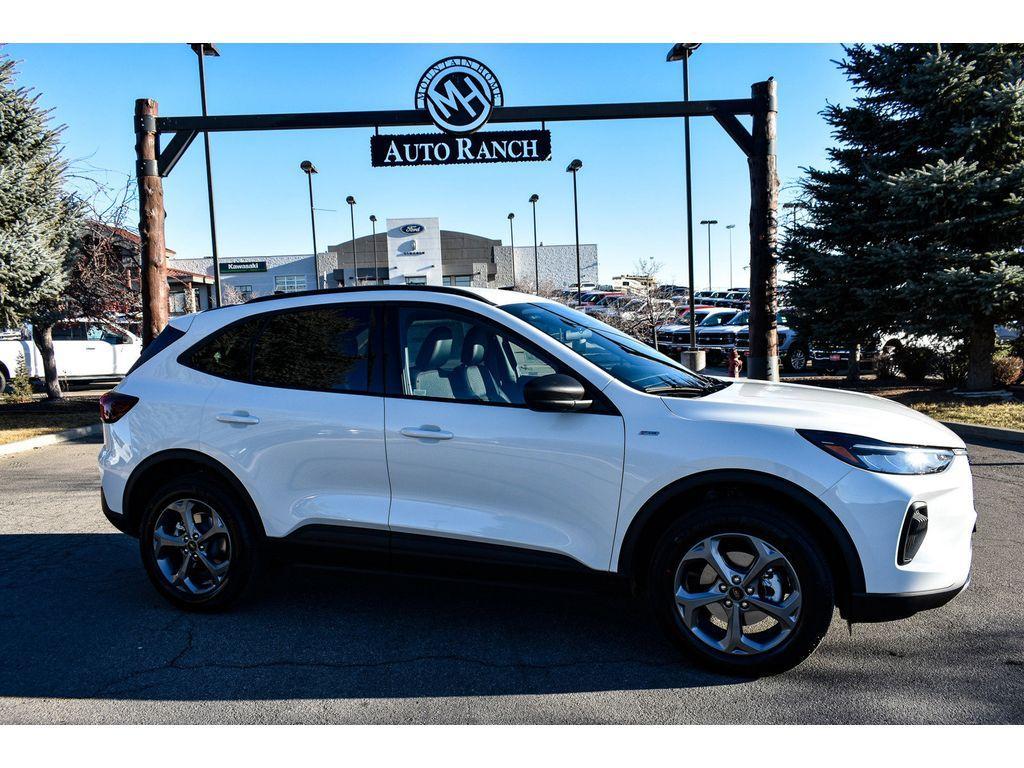 new 2025 Ford Escape car, priced at $31,500