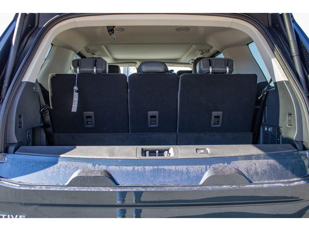 new 2025 Ford Expedition car, priced at $71,499