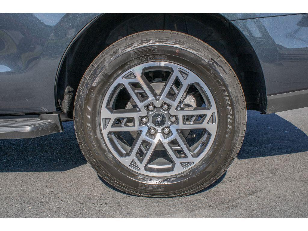 new 2025 Ford Expedition car, priced at $71,499