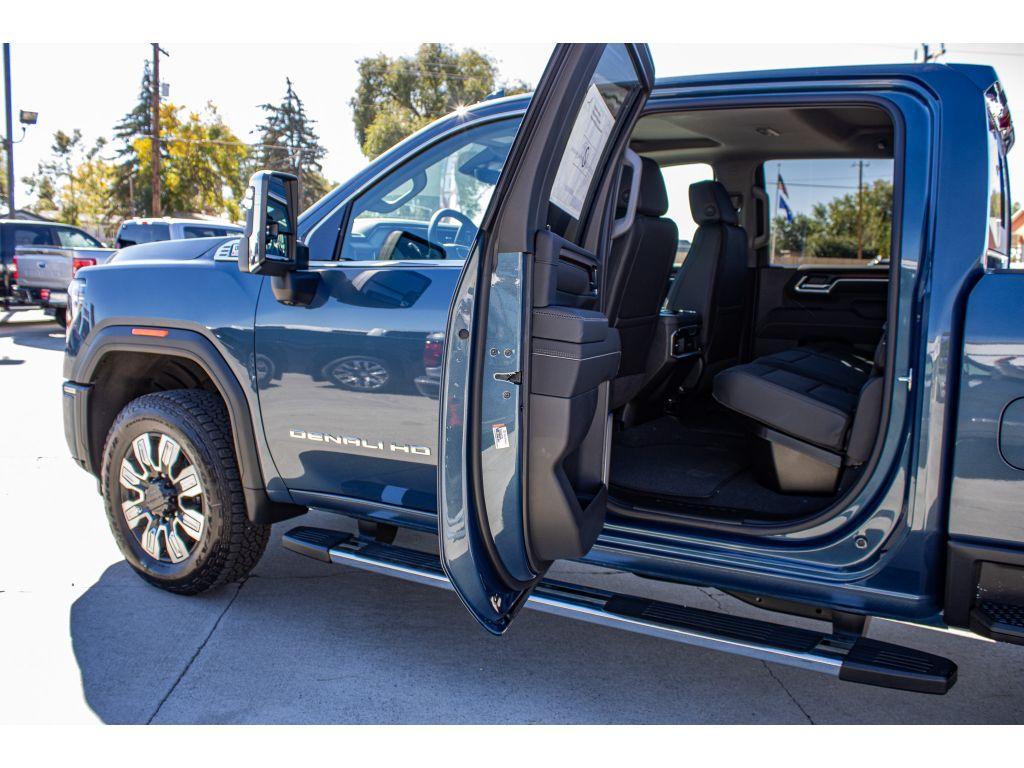 new 2026 GMC Sierra 3500 car, priced at $90,949