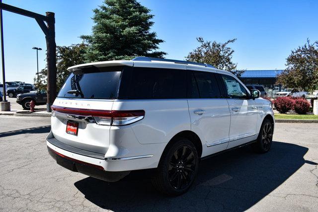 new 2024 Lincoln Navigator car, priced at $101,683