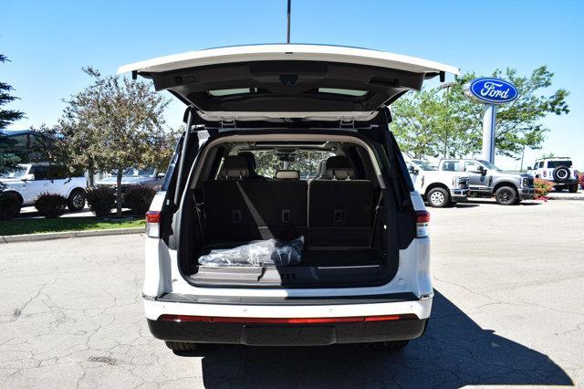 new 2024 Lincoln Navigator car, priced at $101,683