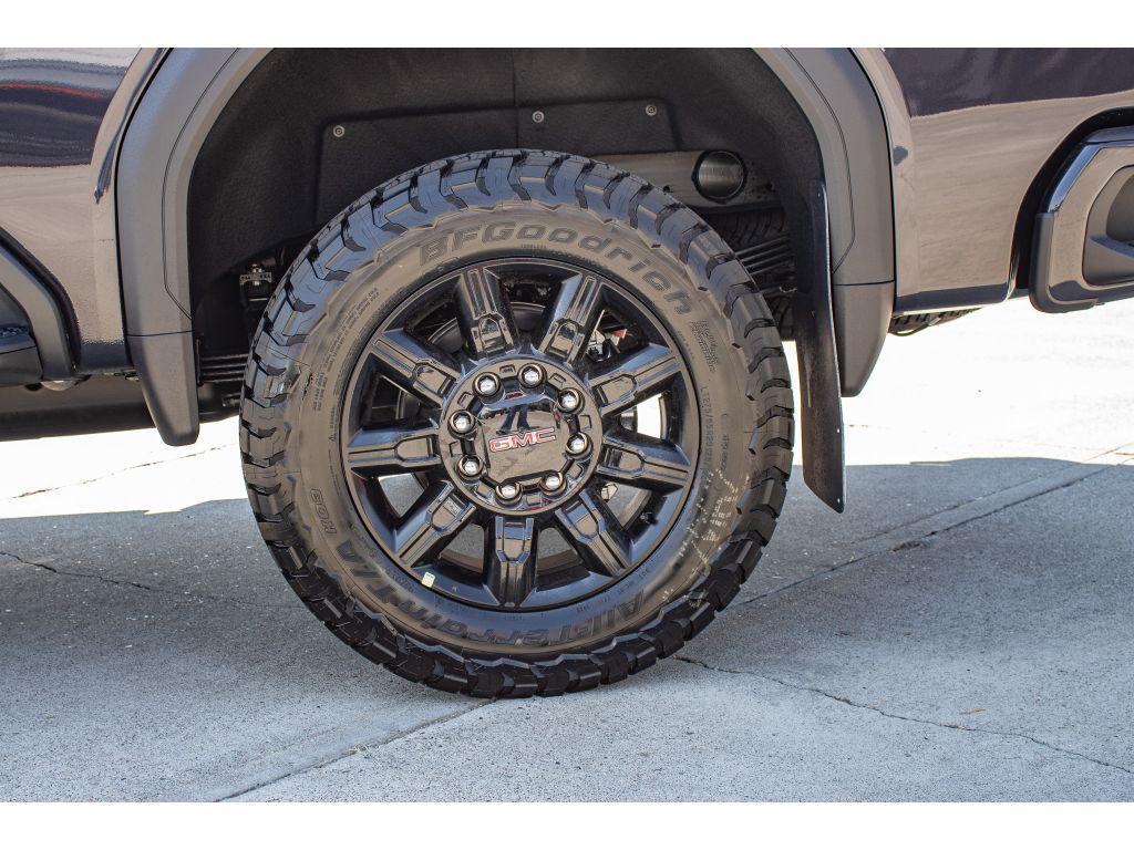 new 2026 GMC Sierra 2500 car, priced at $85,500