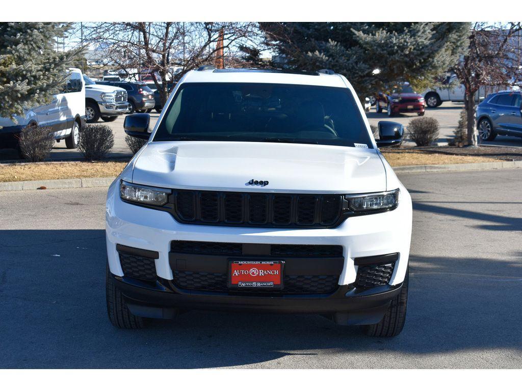 new 2025 Jeep Grand Cherokee L car, priced at $40,500