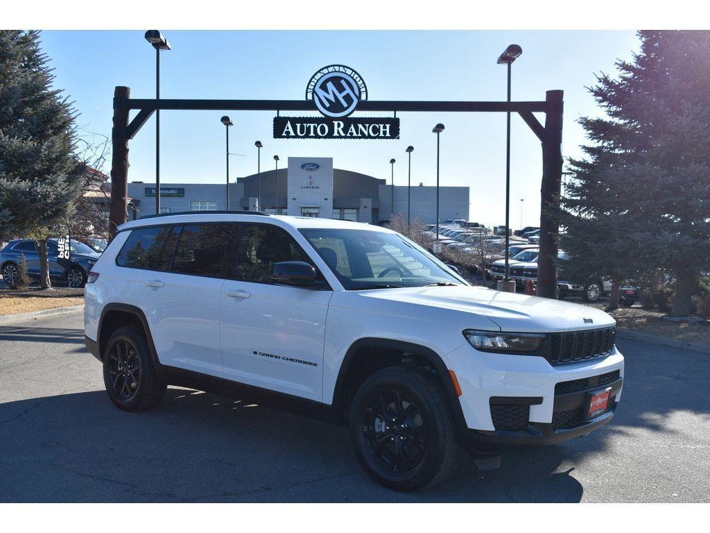 new 2025 Jeep Grand Cherokee L car, priced at $40,500
