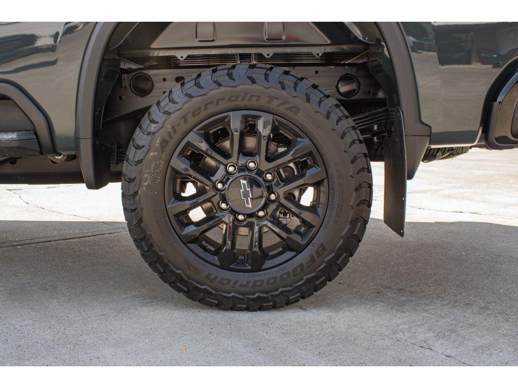 new 2025 Chevrolet Silverado 2500 car, priced at $71,500