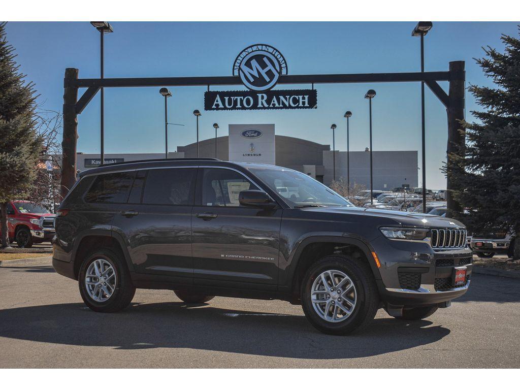 new 2025 Jeep Grand Cherokee L car, priced at $39,000