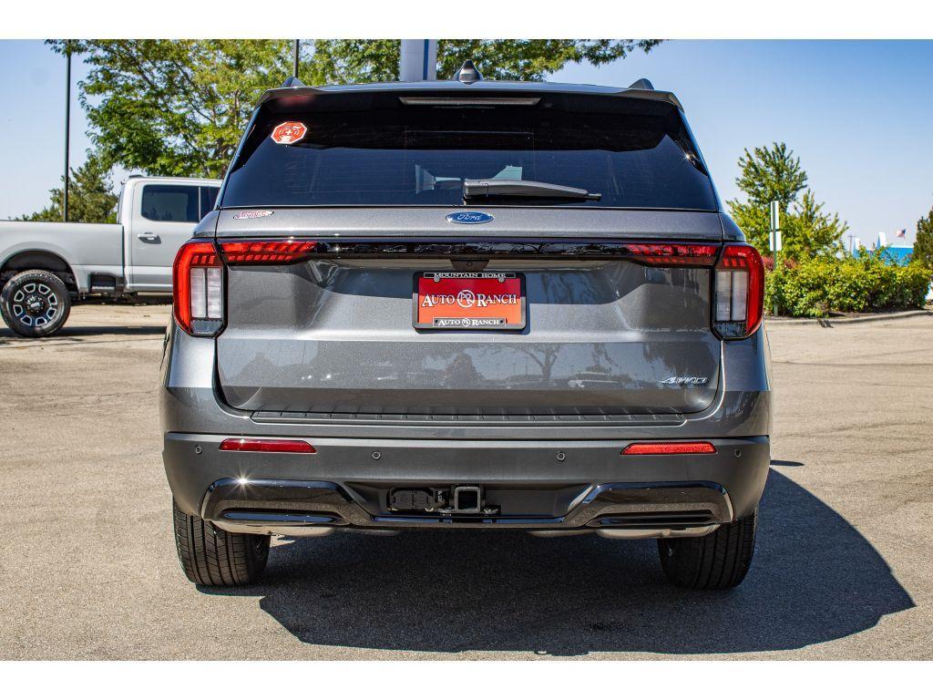 new 2025 Ford Explorer car, priced at $43,500
