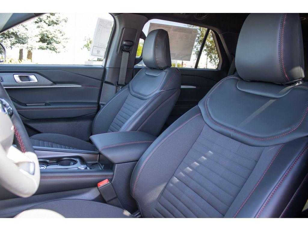 new 2025 Ford Explorer car, priced at $43,500