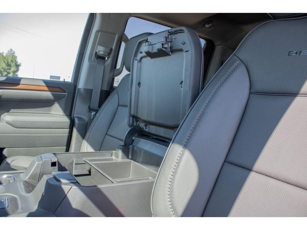 new 2025 GMC Sierra 1500 car, priced at $70,000