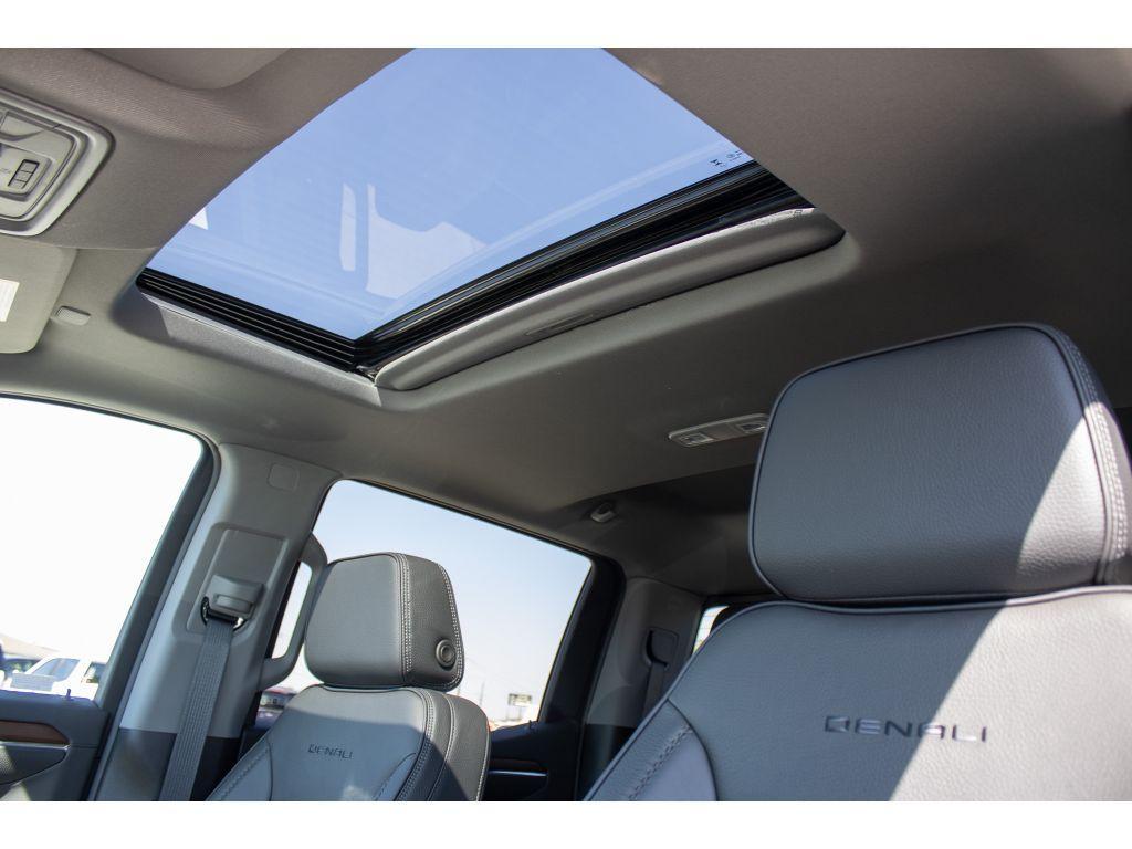 new 2025 GMC Sierra 1500 car, priced at $70,000