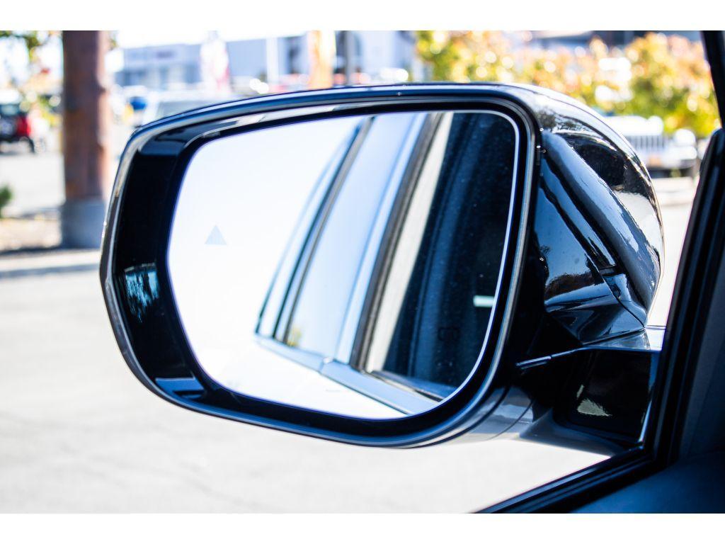 new 2025 Jeep Grand Cherokee car, priced at $42,250