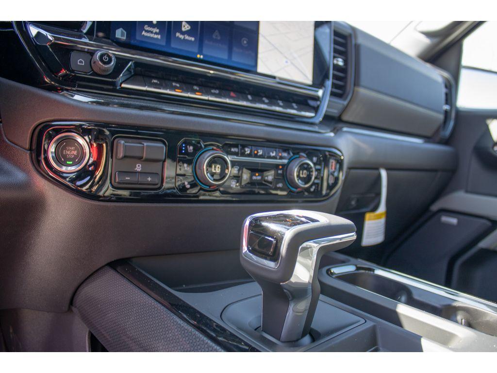 new 2025 Chevrolet Silverado 1500 car, priced at $70,000