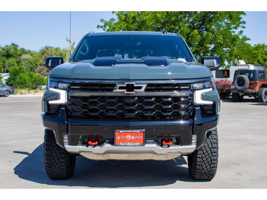 new 2025 Chevrolet Silverado 1500 car, priced at $70,000