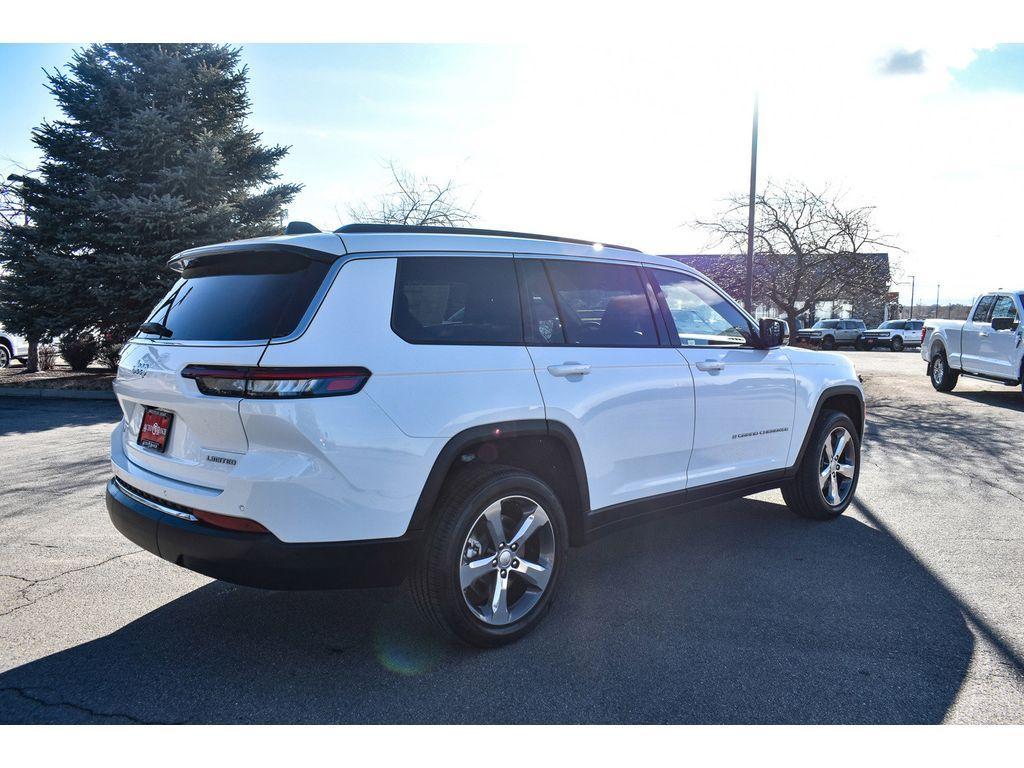 new 2025 Jeep Grand Cherokee L car, priced at $44,500