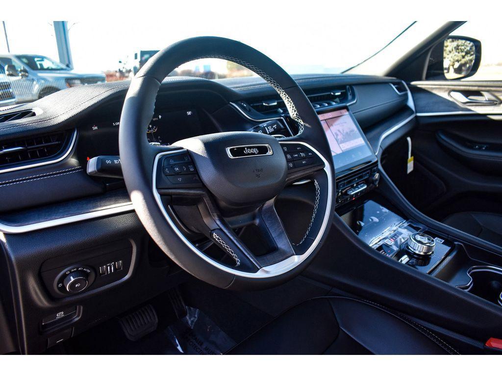 new 2025 Jeep Grand Cherokee L car, priced at $44,500